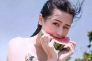 娱乐吃瓜酱外国女孩